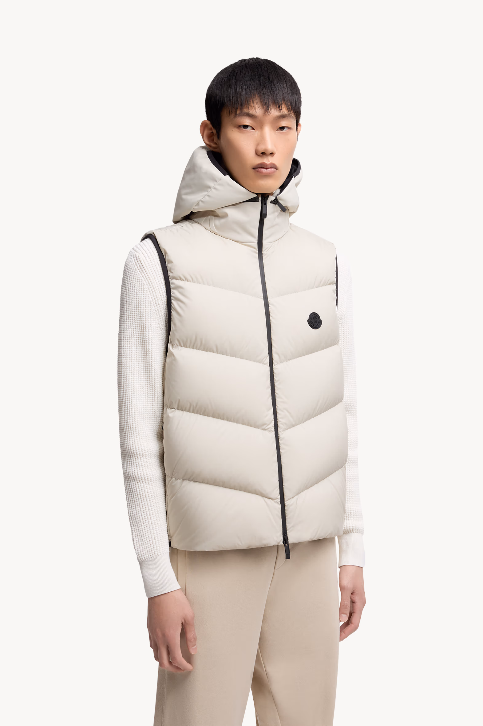 Guersac Diagonal-Quilted Hooded Down Vest Men Ice Grey Moncler 3